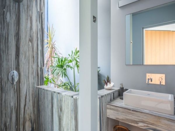St. Barts Home 965475