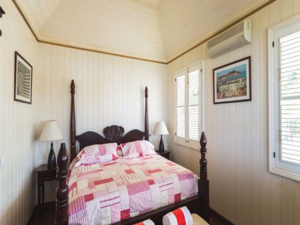 St. Barts Home 965484