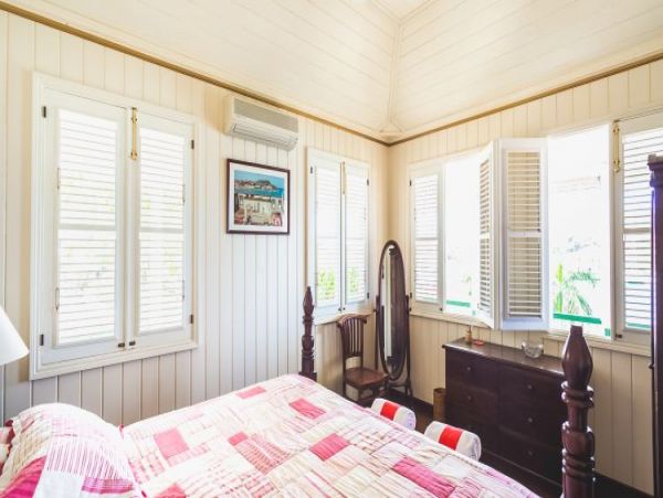St. Barts Home 965484