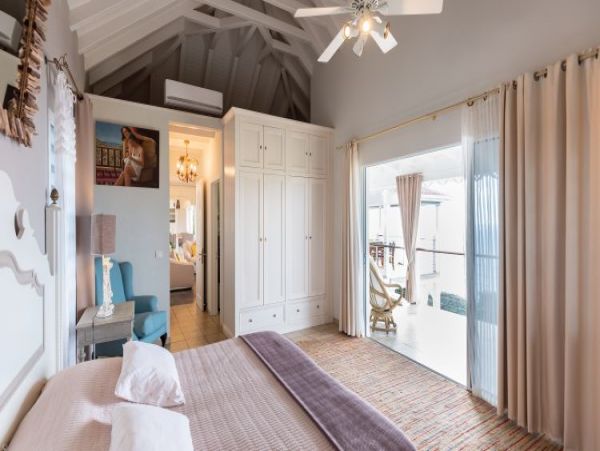 St. Barts Home 965487
