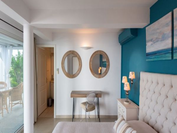 St. Barts Home 965487