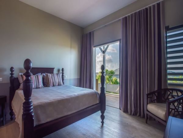St. Barts Home 965490