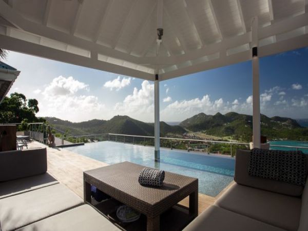 St. Barts Home 965490