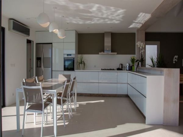 St. Barts Home 965491