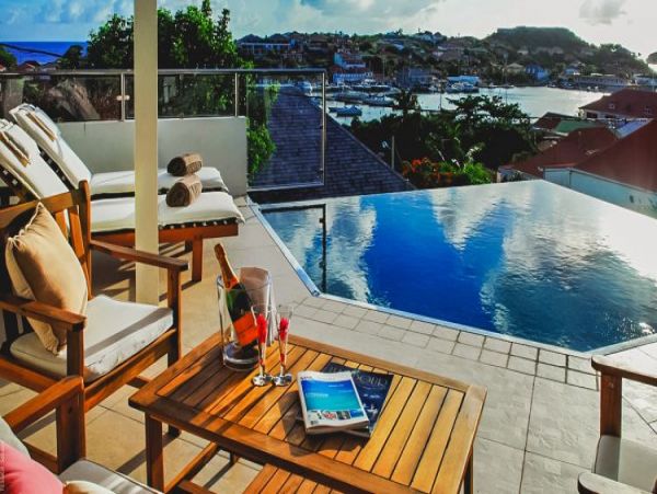 St. Barts Home 965497
