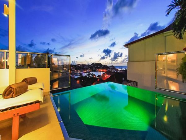 St. Barts Home 965497