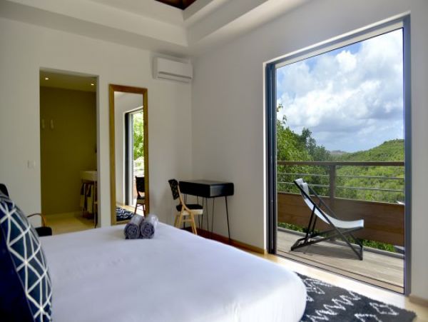 St. Barts Home 965499