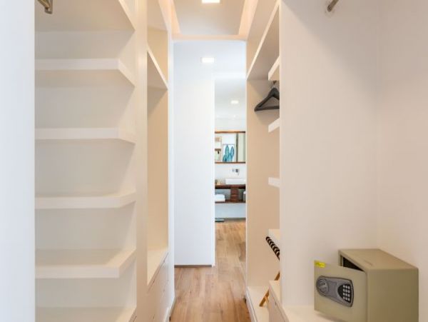 St. Barts Home 965500