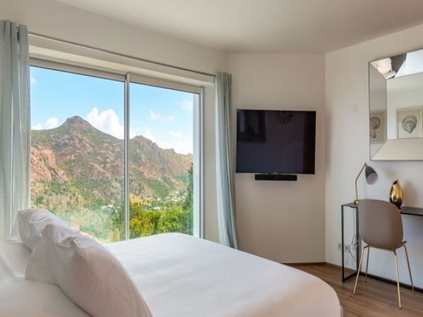 St. Barts Home 965500