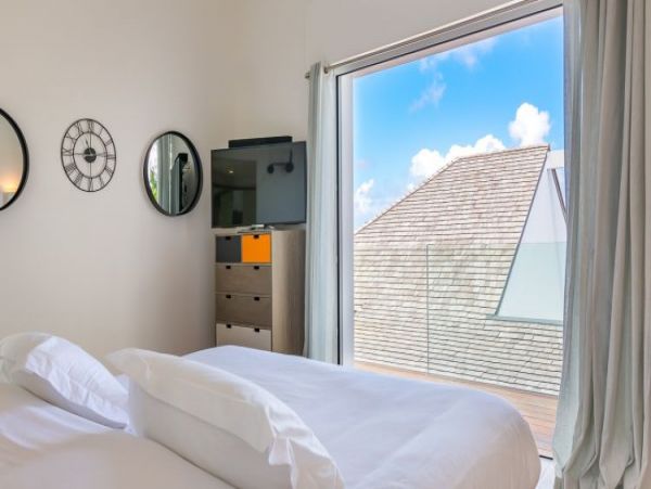 St. Barts Home 965500