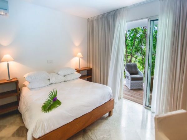 St. Barts Home 965503