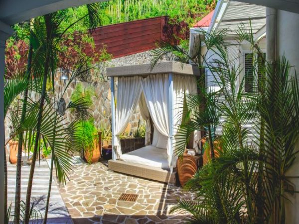 St. Barts Home 965503