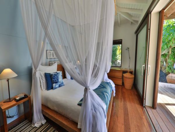 St. Barts Home 965504