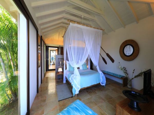 St. Barts Home 965504