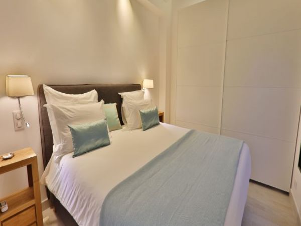 St. Barts Home 965504
