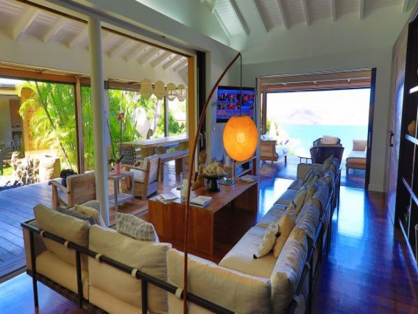 St. Barts Home 965504
