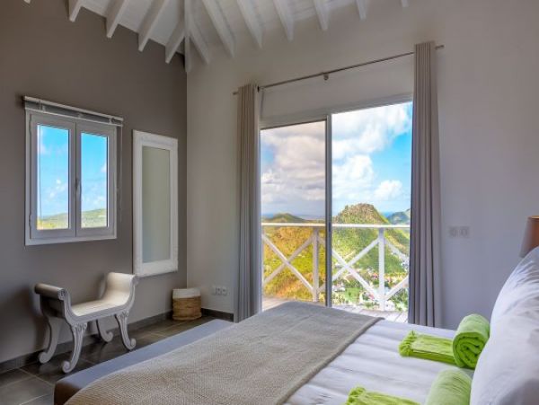 ST BARTS 4 BEDROOM POOL HOME AMAZING VIEWS