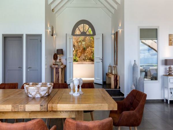 ST BARTS 4 BEDROOM POOL HOME AMAZING VIEWS