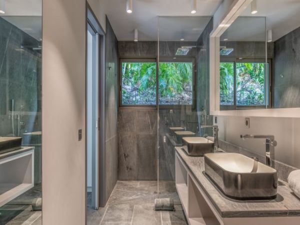 St. Barts Home 965511