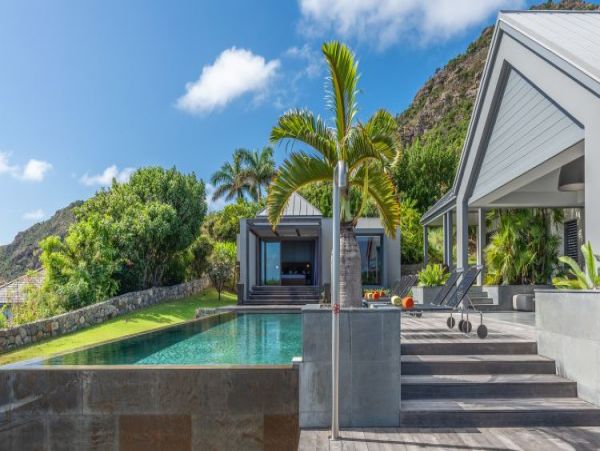 St. Barts Home 965511