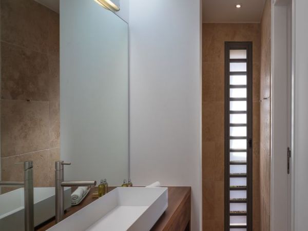 St. Barts Home 965513