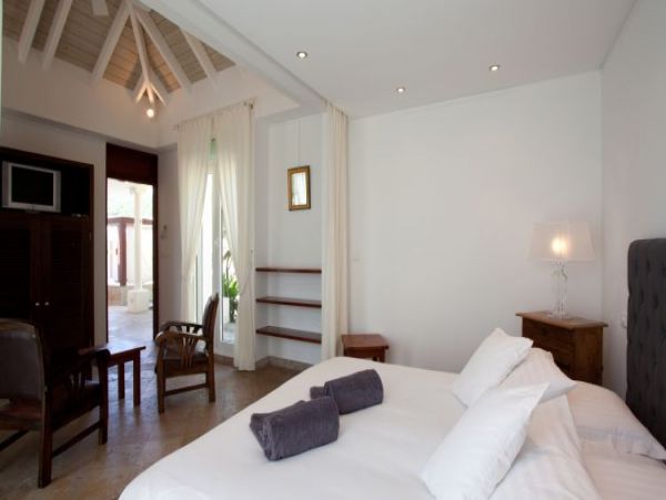 St. Barts Home 965514