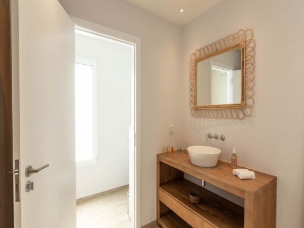 St. Barts Home 965515