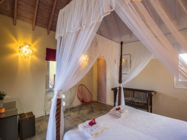 St. Barts Home 965516