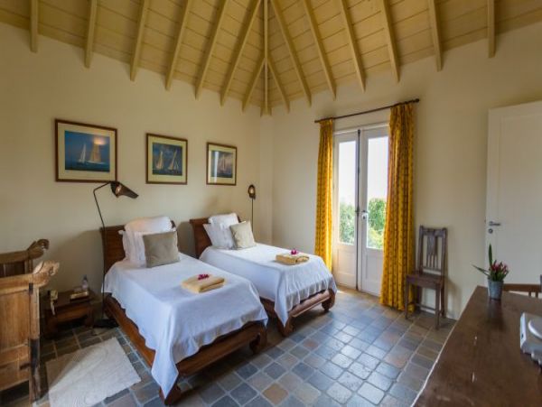 St. Barts Home 965516