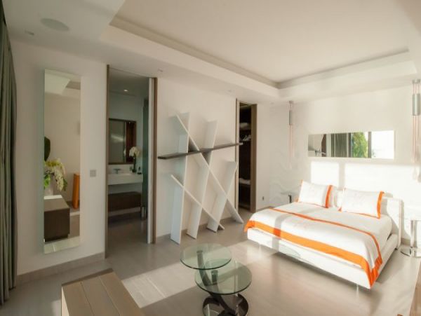 St. Barts Home 965518
