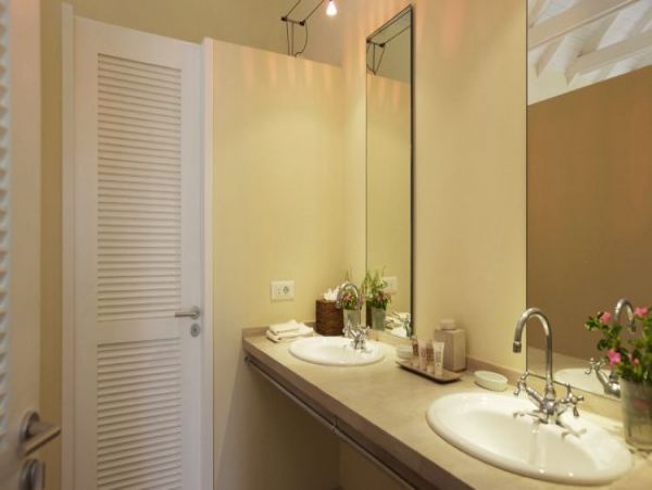St. Barts Home 965519