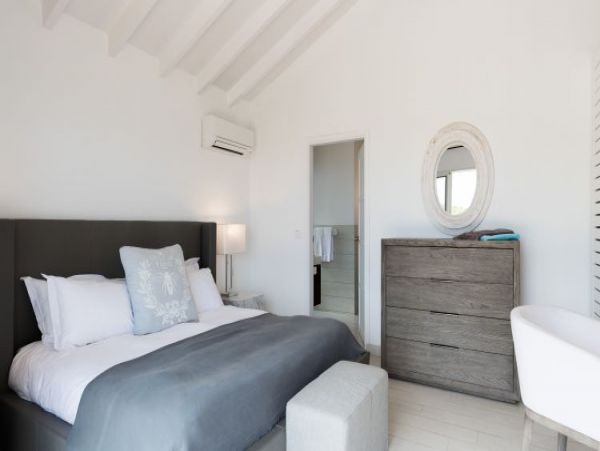 St. Barts Home 965520