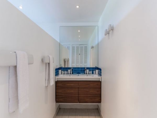 St. Barts Home 965520