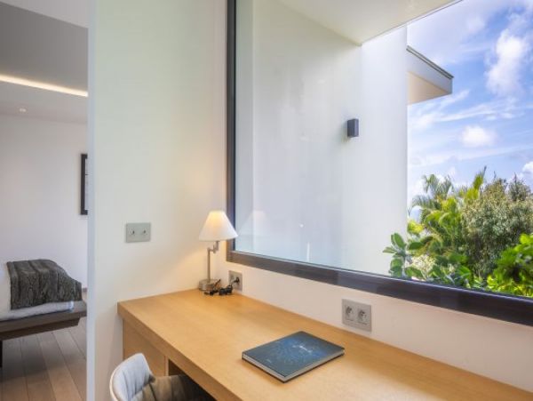St. Barts Home 965521