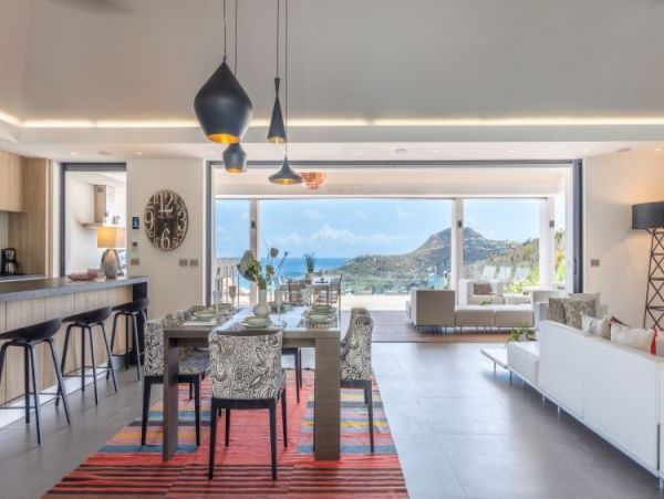 St. Barts Home 965521