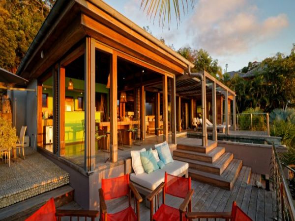 St. Barts Home 965522