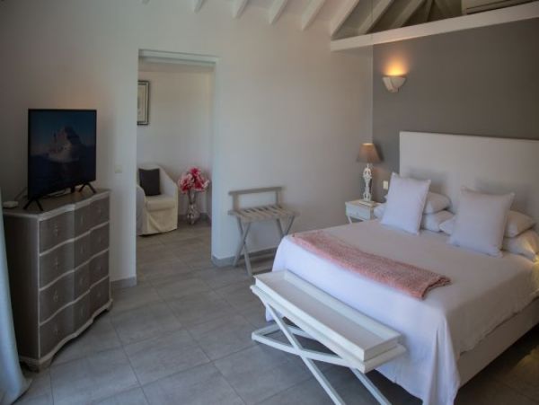 St. Barts Home 965526