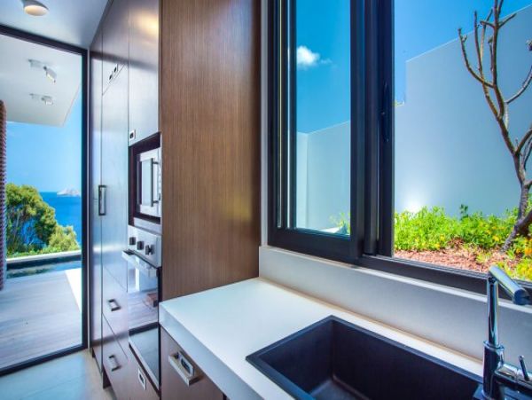 St. Barts Home 965527
