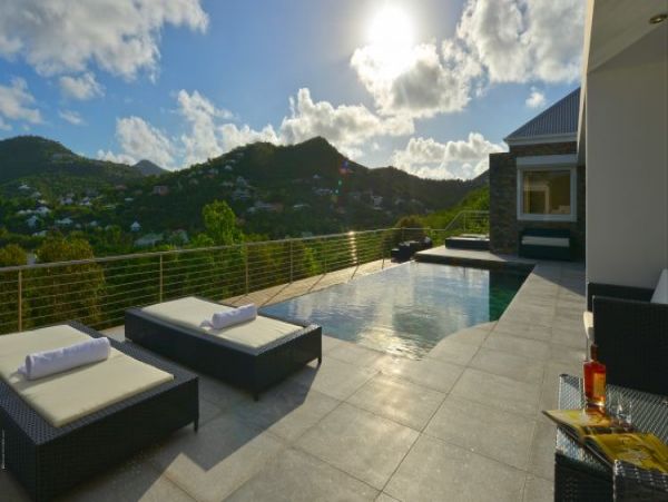 St. Barts Home 965528