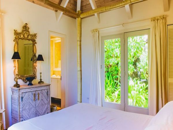 St. Barts Home 965535