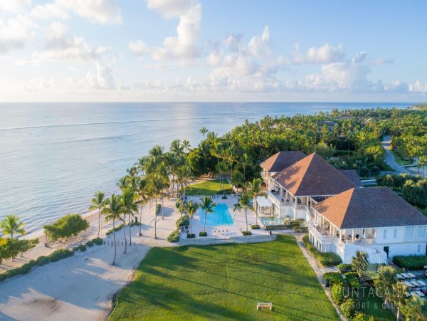 Luxurious Villa Retreat in Punta Cana - Exclusive Amenities & Concierge Services