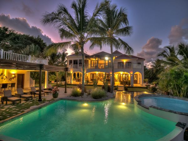 Luxurious Villa Retreat in Punta Cana - Exclusive Amenities & Concierge Services