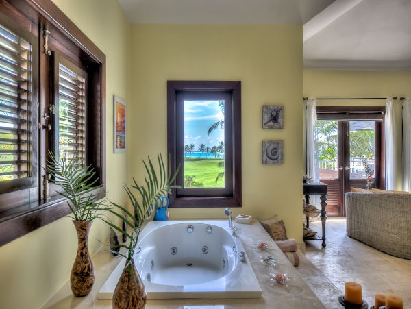 Luxurious Villa Retreat in Punta Cana - Exclusive Amenities & Concierge Services