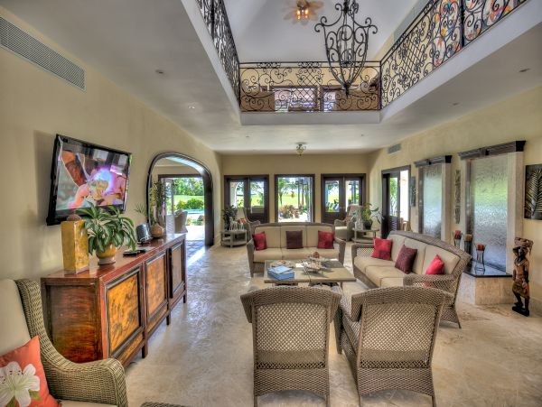 Luxurious Villa Retreat in Punta Cana - Exclusive Amenities & Concierge Services