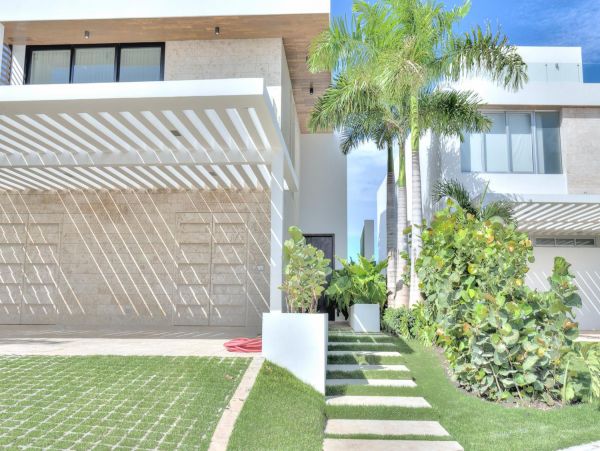 Dominican Republic Home 965571