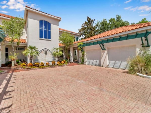 St. Augustine Home 965651