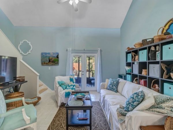 St. Augustine Home 965663