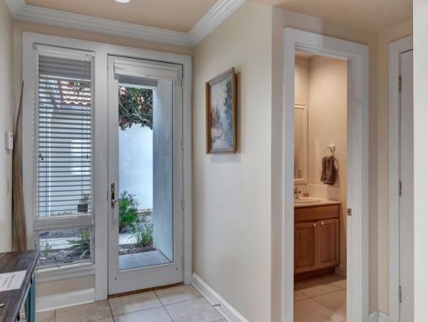 St. Augustine Home 965679