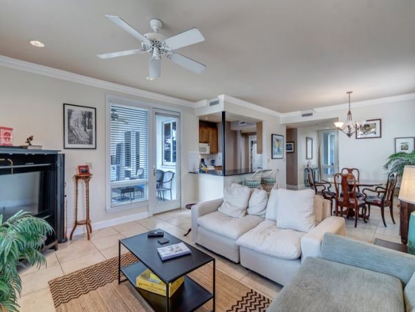 St. Augustine Home 965679
