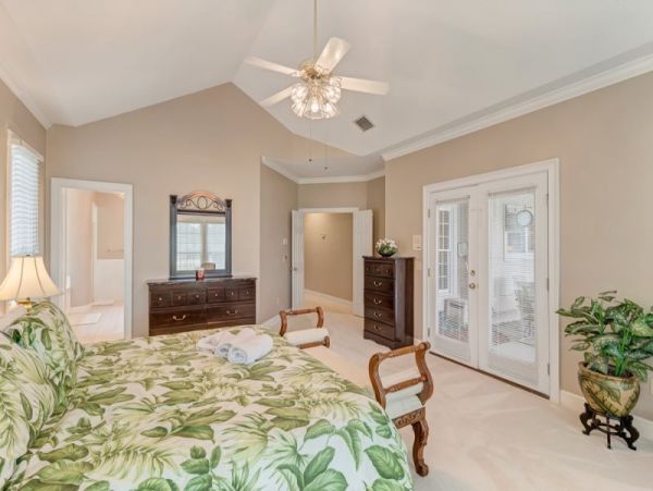 Luxury Ponte Vedra Beach Vacation Rental 5-Bedroom Coastal Home with Pool